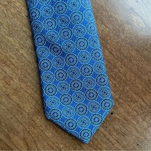 Ted Baker London 100% Silk Blue Medallion Men’s Tie 2.5” X 58.5”